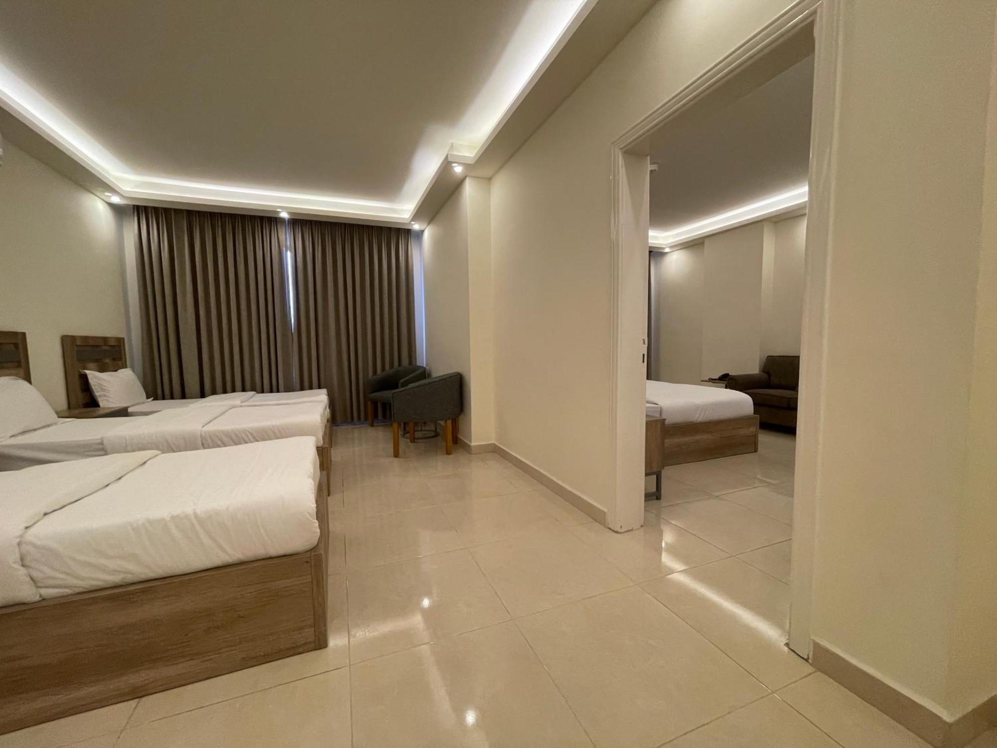 Aster Hotel Akaba Buitenkant foto