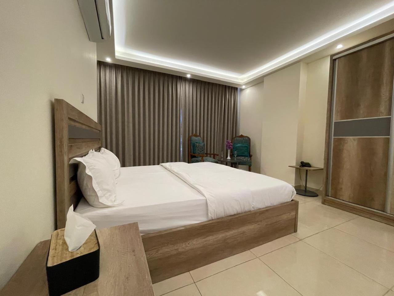 Aster Hotel Akaba Buitenkant foto